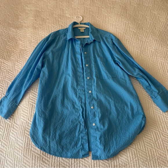 H&M Tops - H&M Button-Down Shirt in Bright Turquoise